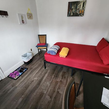 Affordable/Quiet Private Room 多伦多 外观 照片